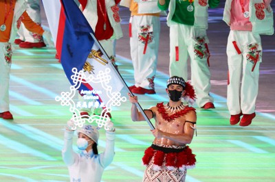 北京五輪　特許商品　北京限定　聖火　オリンピック　中国限定　クリスマス 北京開会式、600人の中国ちびっ子が作った平和の象徴に海外反響