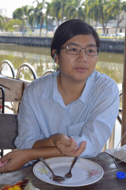 タイの大学で学ぶメイズィントゥさん=バンコクで1月、高木香奈撮影
