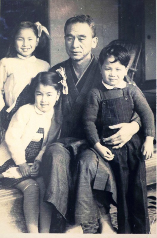 社史に人あり：伊藤忠商事/20 「白い着物を着た神様」の遺徳＝広岩近広