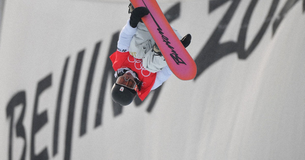 すぐ使えるスノーボードセット☆平野歩夢選手と同様☆今人気の裏側ピンクボード ☆ すぐ使えるスノーボードセット☆平野歩夢選手と同様☆今人気の