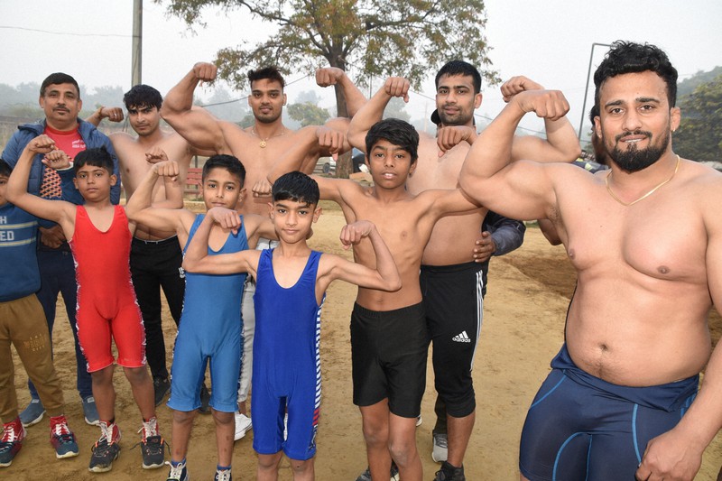 憂楽帳 最強の村 毎日新聞