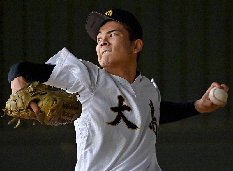 大島　野球部 センバツここに注目：大島・大野稼頭央 奄美育ち「鉄腕カズオ