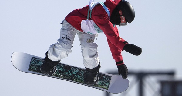 鬼塚雅（スノーボード）｜北京オリンピック2022 | 毎日新聞