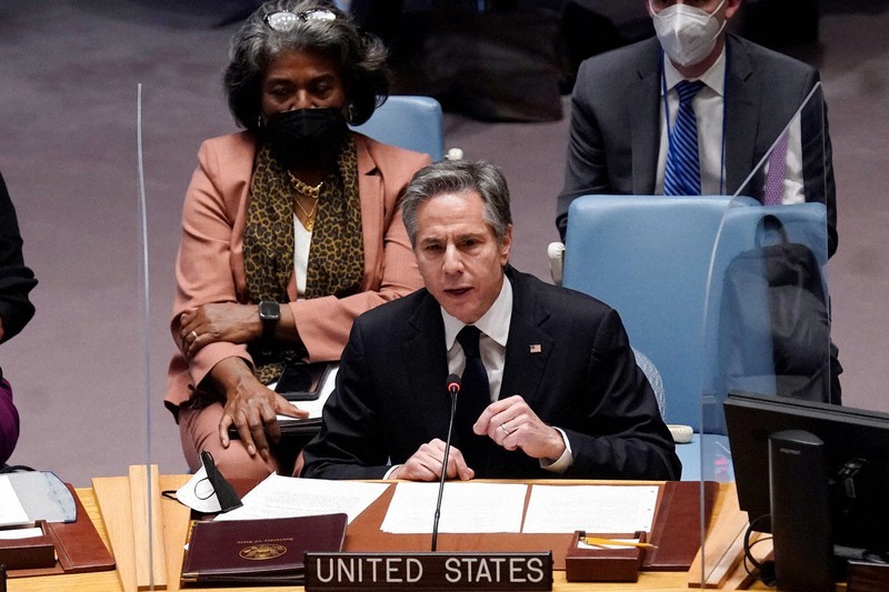 国連安全保障理事会で演説するブリンケン米国務長官=2022年2月17日、AP