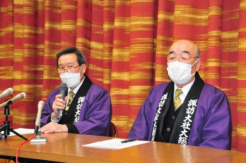 御柱祭２０２２ 木落し中止 安全優先 準備に制約 山出し人力断念 トレーラー運搬 長野 毎日新聞