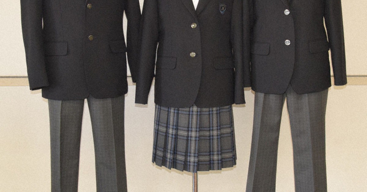 中津市立中学の新制服発表 上着は濃紺のブレザー 23年度導入 ボトムは3