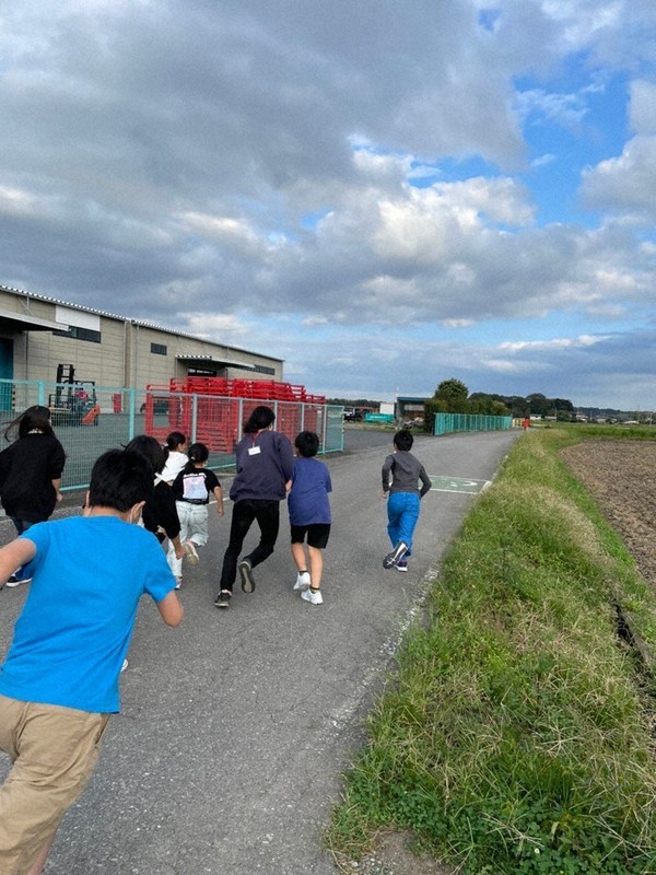 とちぎキャンパる 安心して休める場所に 不登校 に向き合い活動 キーデザイン 土橋優平代表 栃木 毎日新聞