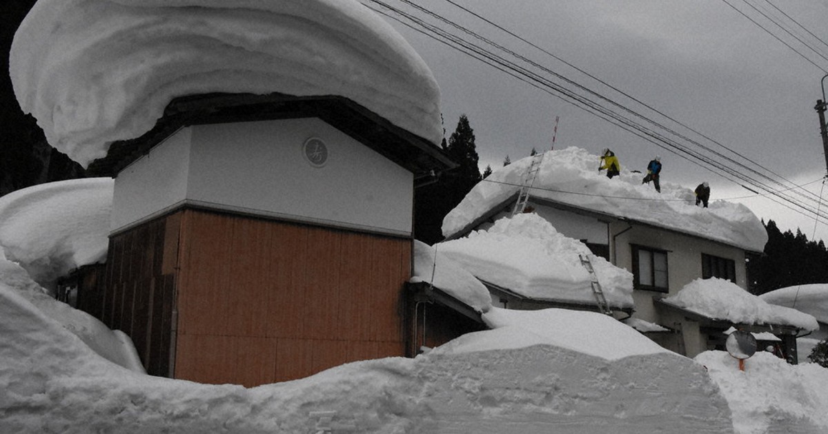 一斉除雪「助かった」 若桜の山間部、421センチ過去最大 ／鳥取 | 毎日新聞