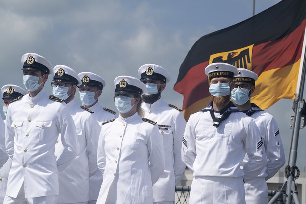 論壇・論調：ウクライナ戦争でドイツ防衛政策が大転＝熊谷徹 | 週刊