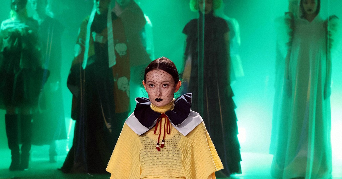 Fashion Week Tokyo introduces new fall, winter items including Ukrainian flag color outfit