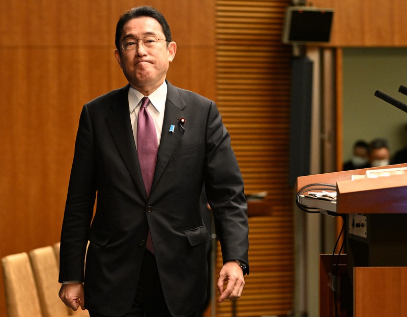 記者会見に臨む岸田文雄首相=首相官邸で2022年3月16日午後7時、竹内幹撮影