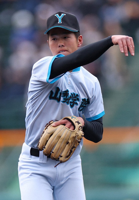 3歳で旅立った妹の名、グラブに刻み 山梨学院・鈴木 選抜高校野球
