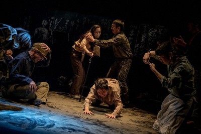 日々是 感劇 痛みときしみと 毎日新聞