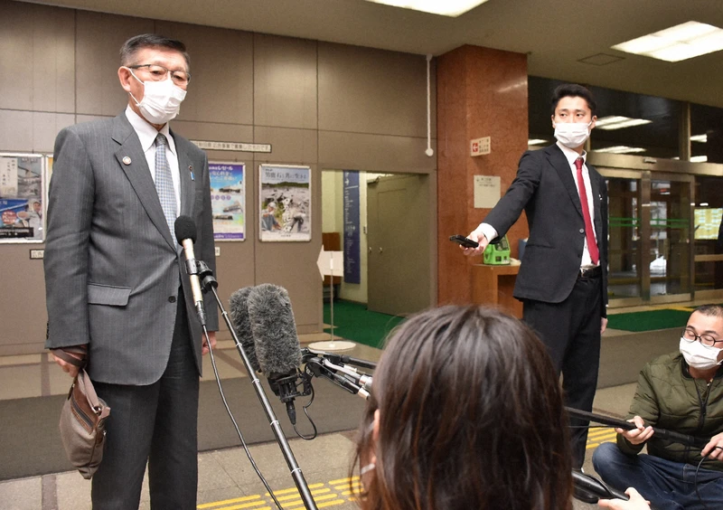 秋田知事 遺憾と言っても北朝鮮は聞かない ミサイルに危機感 毎日新聞