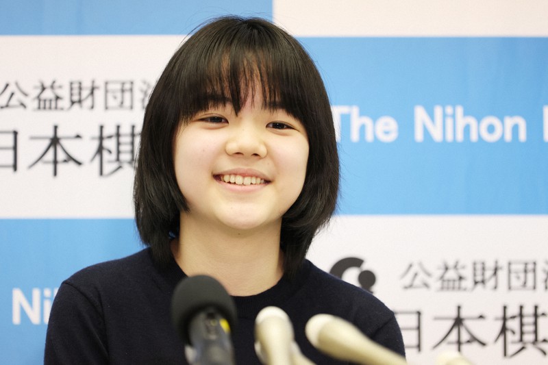 13歳の仲邑菫 焼き肉食べたい 女流名人挑戦者会見一問一答 毎日新聞