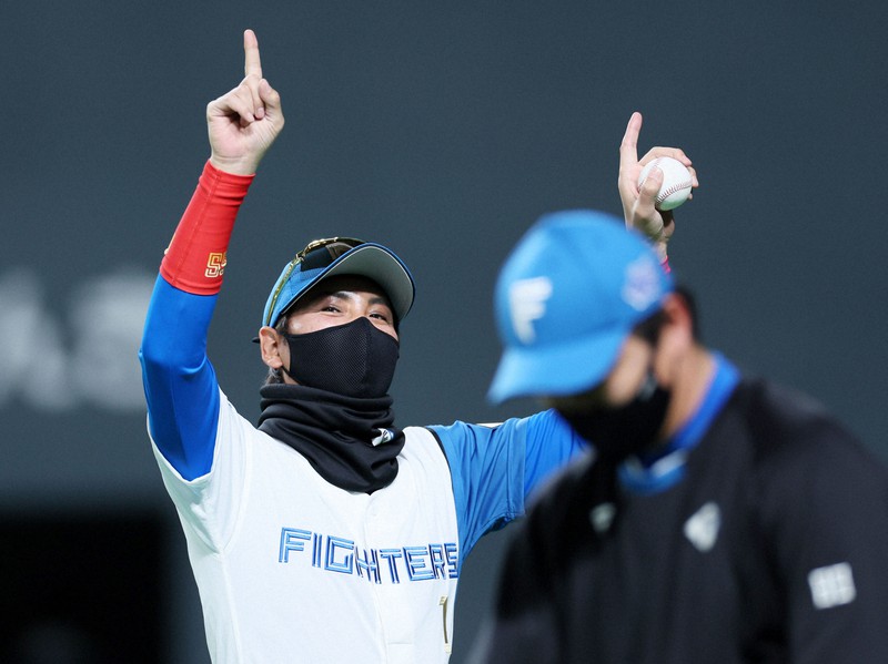 日本ハム 新庄ビッグボス初勝利 もう少しドラマがほしかった 毎日新聞