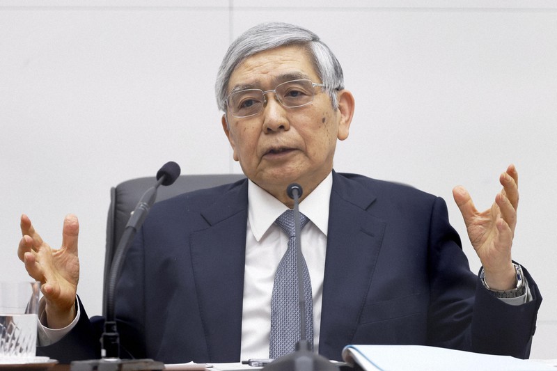 金融政策決定会合後に記者会見する日銀の黒田東彦総裁=2022年3月18日(代表撮影)