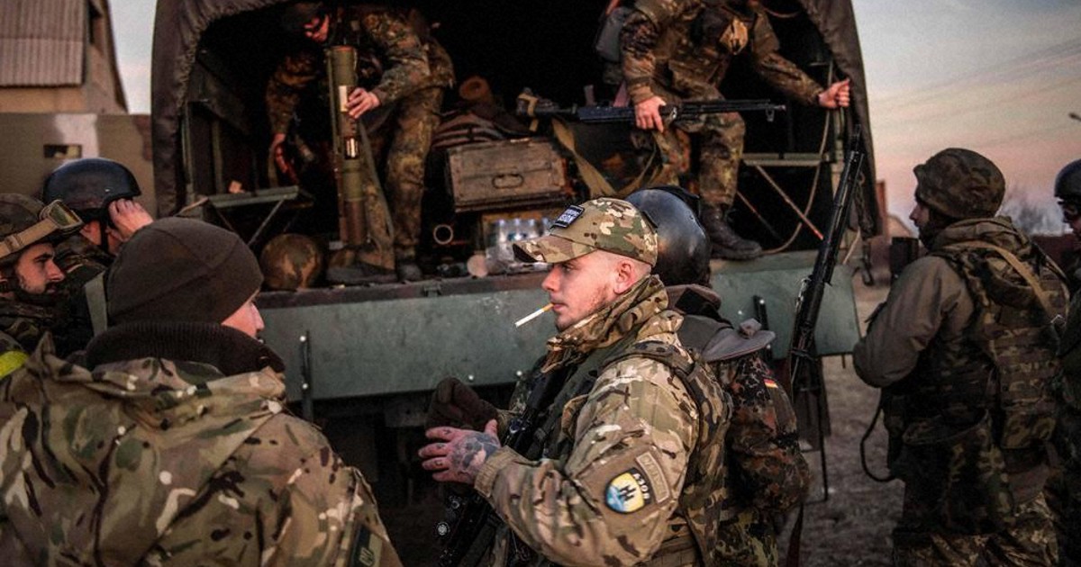 敗戦セール実物ウクライナ戦争ウクライナ軍特殊部隊用ベレー帽 ネオナチバッジ付 0c10.jpg?1