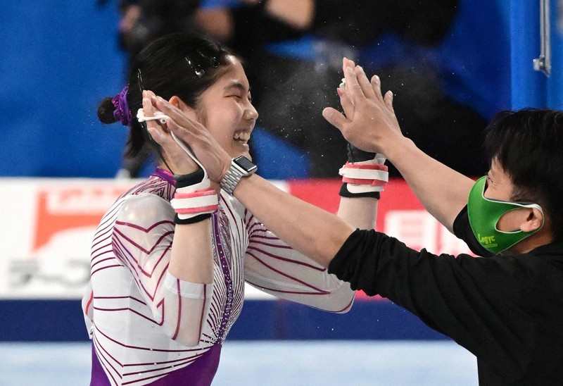 全日本体操個人総合 女子は17歳笠原が初優勝 [写真特集1/16] | 毎日新聞