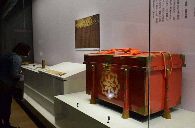 超レア繊細な彫刻縁起物神秘的なお顔座禅のお姿の静寂が素晴らしい仏教美術値下げ中! 超レア繊細な彫刻縁起物神秘的なお顔座禅のお姿の静寂が素晴らしい仏教