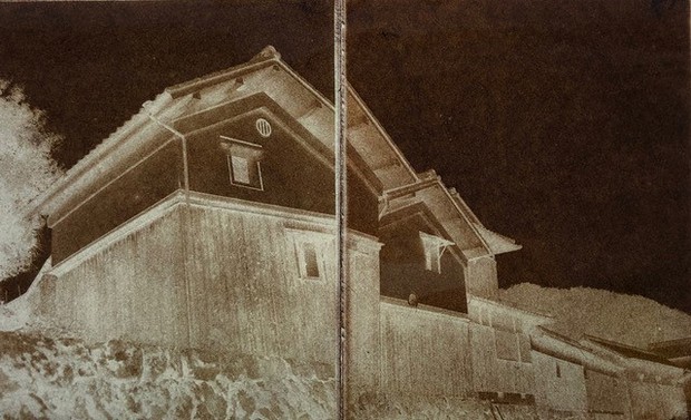 古民家の魅力、古典的写真技法で発信 丹波篠山へ移住の写真家 | 毎日新聞