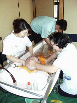 介護保険制度がスタート＝愛知県内で2000年4月、亀井和真撮影
