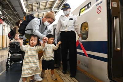 花自動車 巡回始まる 3年ぶりの博多どんたく 3日開幕を前に 毎日新聞