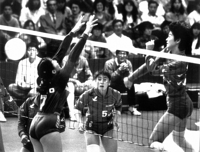 黒鷲旗バレーを彩った名選手 名監督たち 女子 写真特集1 53 毎日新聞