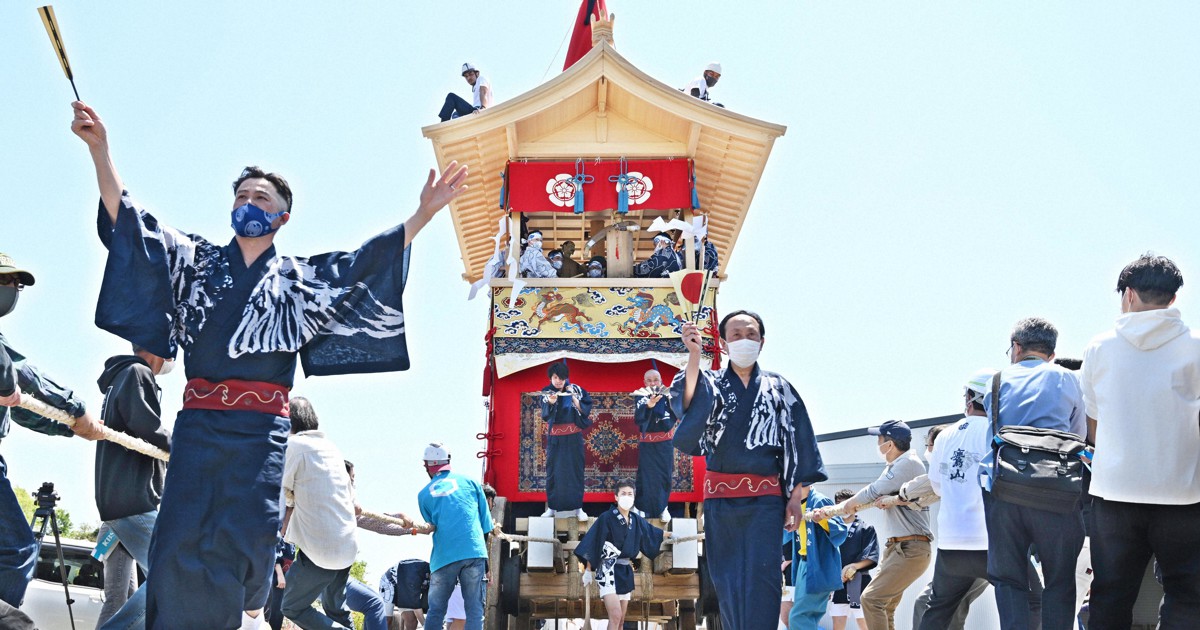 祇園祭、196年ぶり山鉾巡行参加へ 再建の「鷹山」試し曳き | 毎日新聞