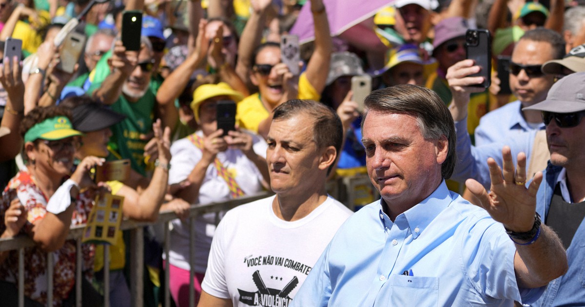 DiCaprio, Ruffalo urge Brazilians to vote, irking Bolsonaro ...
