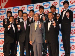 大正製薬が渡辺裕之さん追悼 長きに渡り貢献 大変感謝 リポビタンd Cm出演 スポニチ