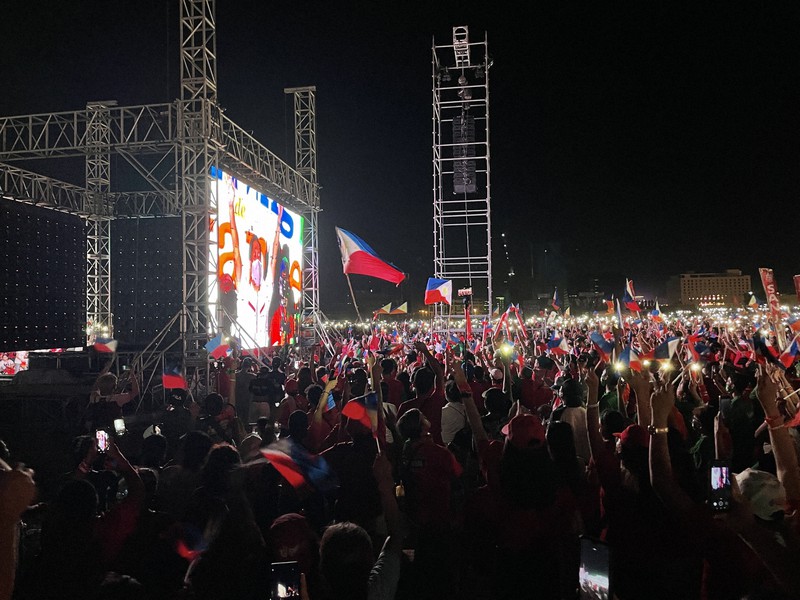 フィリピン大統領選 9日投開票 元大統領長男のマルコス氏優勢 毎日新聞 フィリピン大統領選 9日投開票 元大統領長男のマルコス氏優勢 毎日新聞