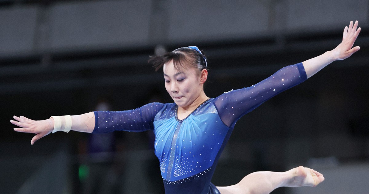 体操NHK杯女子個人総合 17歳の宮田笙子が初優勝 [写真特集2/10] | 毎日新聞
