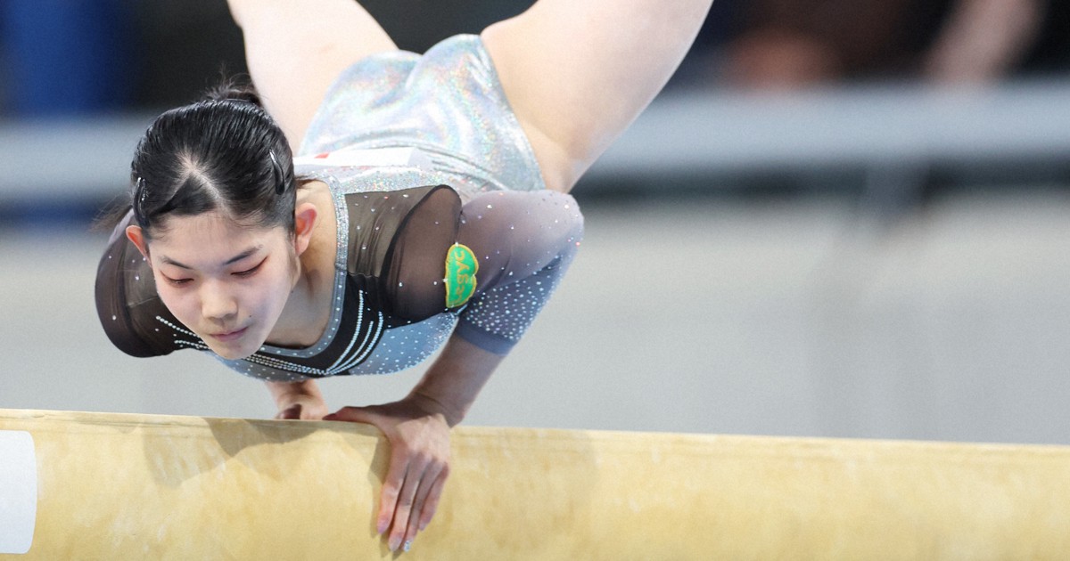 体操NHK杯女子個人総合 17歳の宮田笙子が初優勝 [写真特集7/10] | 毎日新聞