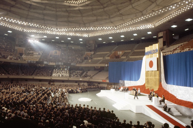 感動と悔しさ」 50年前、沖縄の日本復帰当日に気持ち交錯 [写真