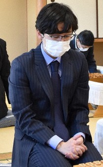 伊藤匠五段