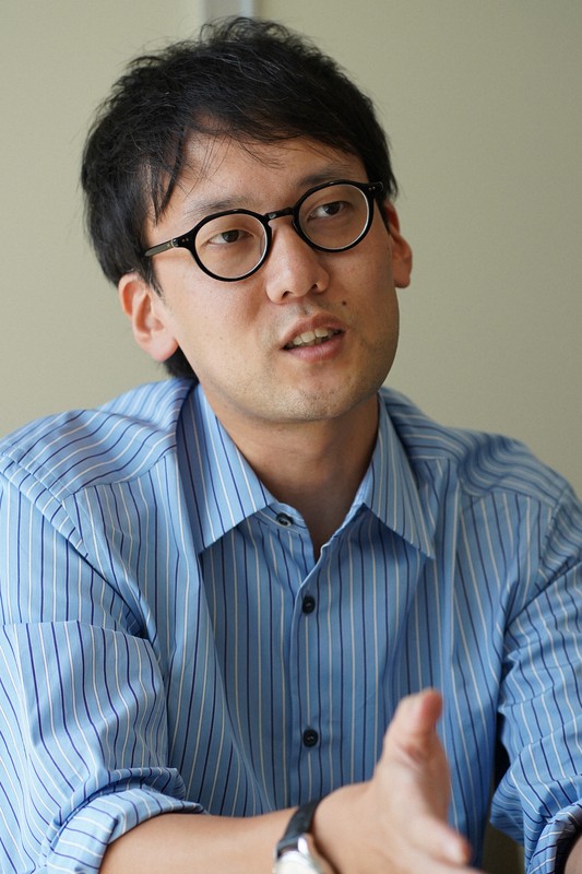 斎藤幸平氏=東京都千代田区で2021年10月4日、内藤絵美撮影