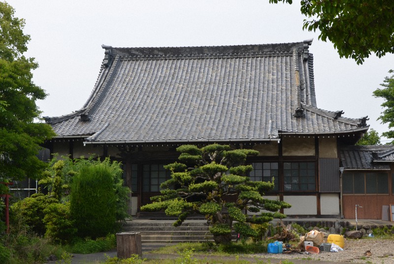市長が保存に意欲を示した久昌寺本堂=愛知県江南市田代町で2022年5月19日午後2時18分、川瀬慎一朗撮影