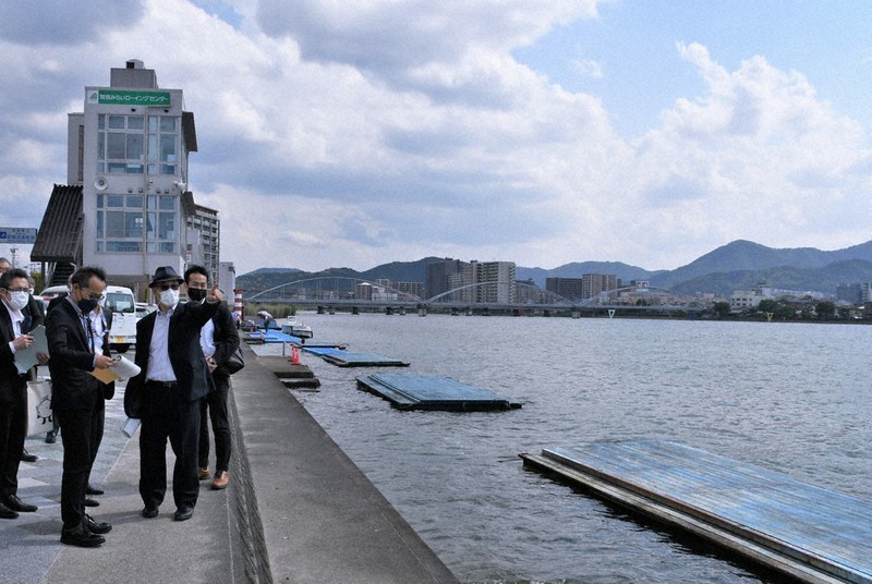 国スポ、会場予定地視察 スポーツ庁関係者ら 漕艇場など ／滋賀