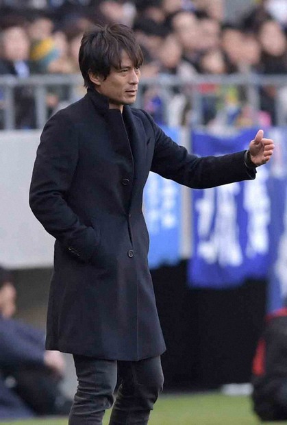 宮本恒靖選手　ツネ様　日本代表　直筆サインユニフォーム 宮本恒靖選手 ツネ様 日本代表 直筆サインユニフォーム - メルカリ
