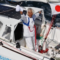 堀江さん単独無寄港太平洋横断 [写真特集1/10] | 毎日新聞