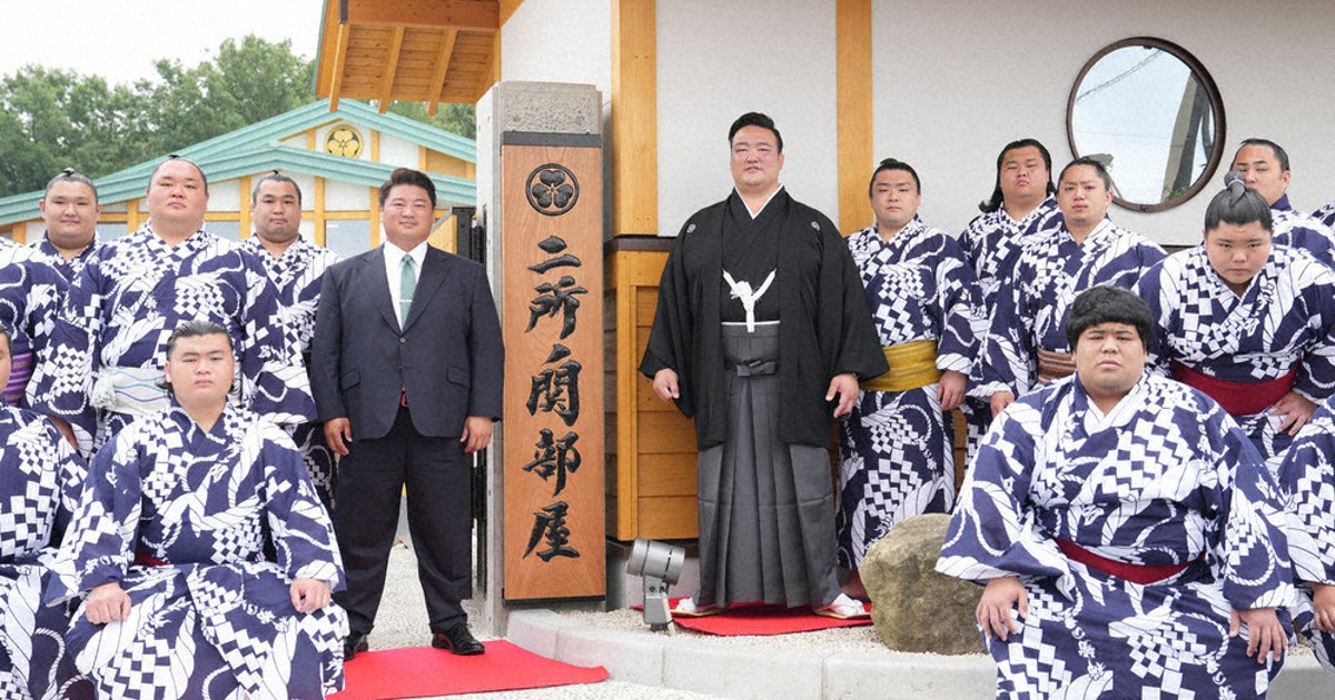 大相撲 元稀勢の里「自分の城できた」 二所ノ関部屋が部屋開き | 毎日新聞