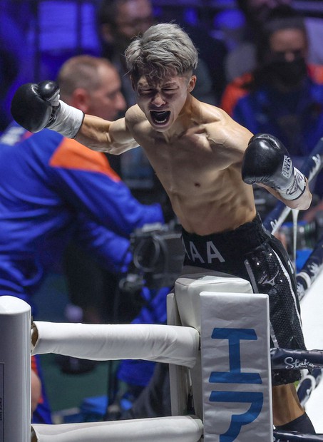 井上尚弥、第2ラウンド「これは行こう」と決めた瞬間 会見で語る