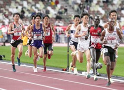 陸上 レース中にカメラケーブルと接触 三田が練習再開 秋の駅伝に向けてスタート スポニチ