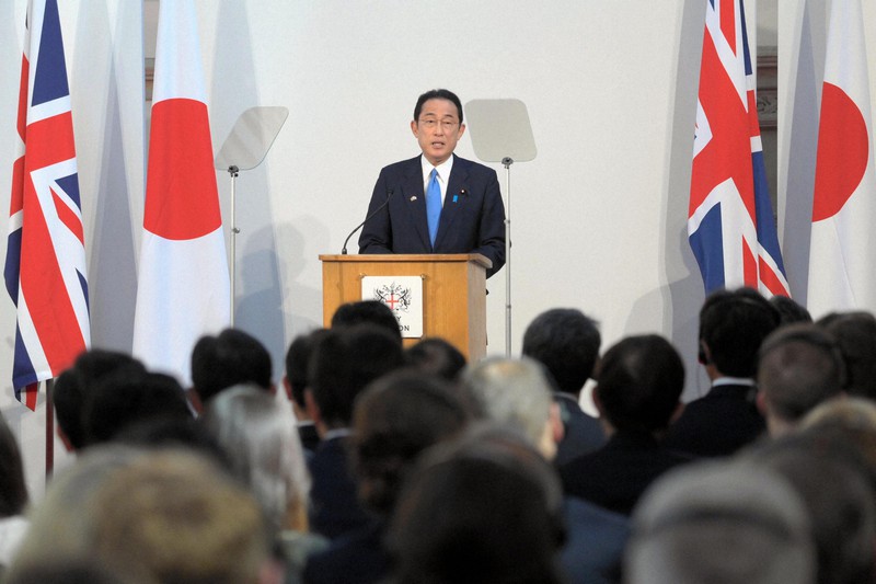 英国・ロンドンの金融街シティーで講演する岸田文雄首相=2022年5月5日(代表撮影・共同)