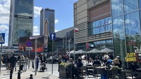 ポーランドの首都ワルシャワの中央駅。ウクライナの復興はポーランドが拠点になるとみられる＝2022年5月15日、石賀康之ジェトロ・ワルシャワ事務所長撮影