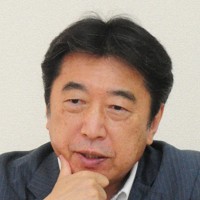 足立信也氏
