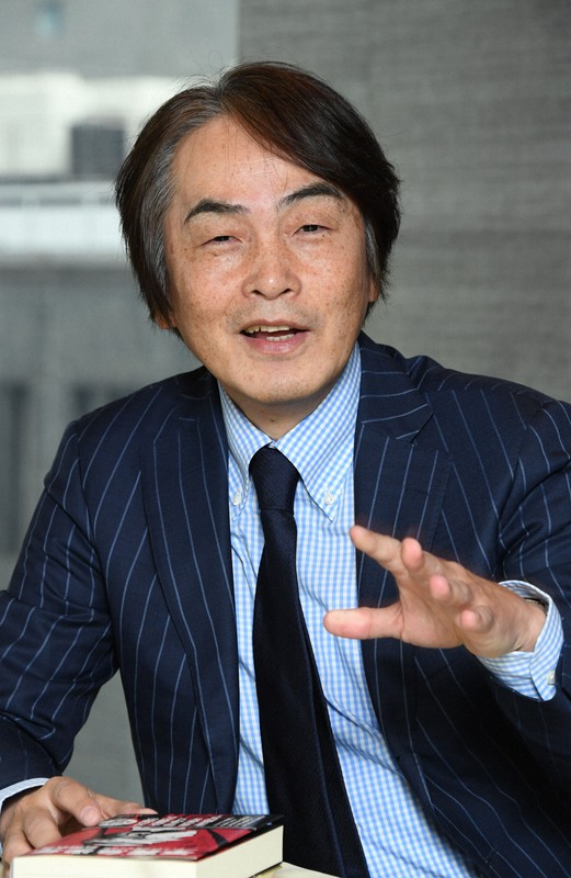 石田衣良さん=東京都千代田区で2019年2月28日、根岸基弘撮影