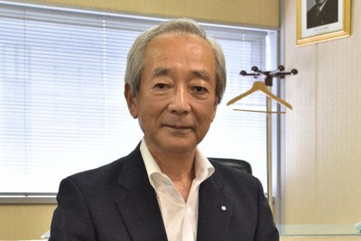 埼玉県中小企業団体中央会の小谷野和博会長＝さいたま市大宮区で2022年6月22日、成澤隼人撮影