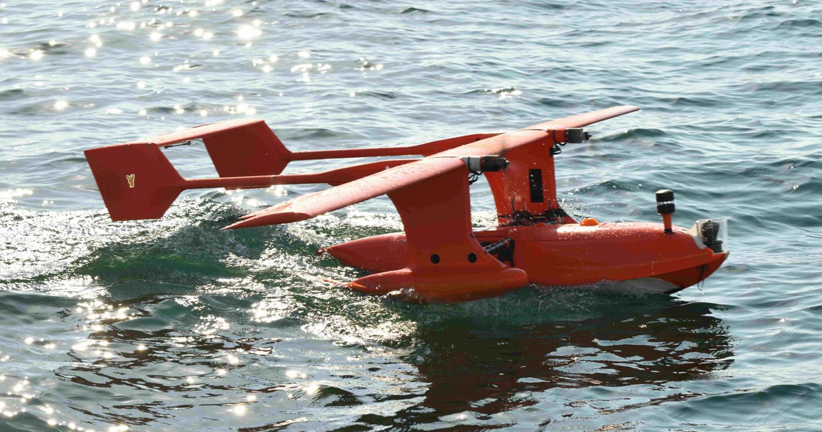 ドローンで漁場を探せ 効率化と燃料節約期待 相模湾で実証実験 | 毎日新聞
